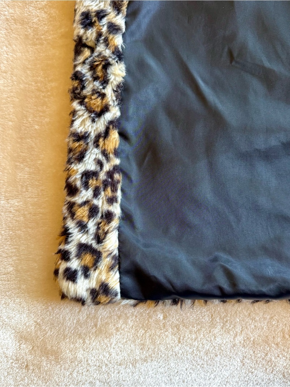 Vintage Y2K Leopard Faux-Fur Coat - Picture 8 of 8